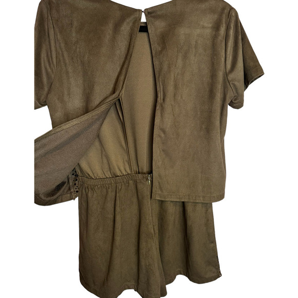 She + Sky Open Back Olive Green Super Soft Cut Out Boho Festival Romper Size M - Picture 8 of 9
